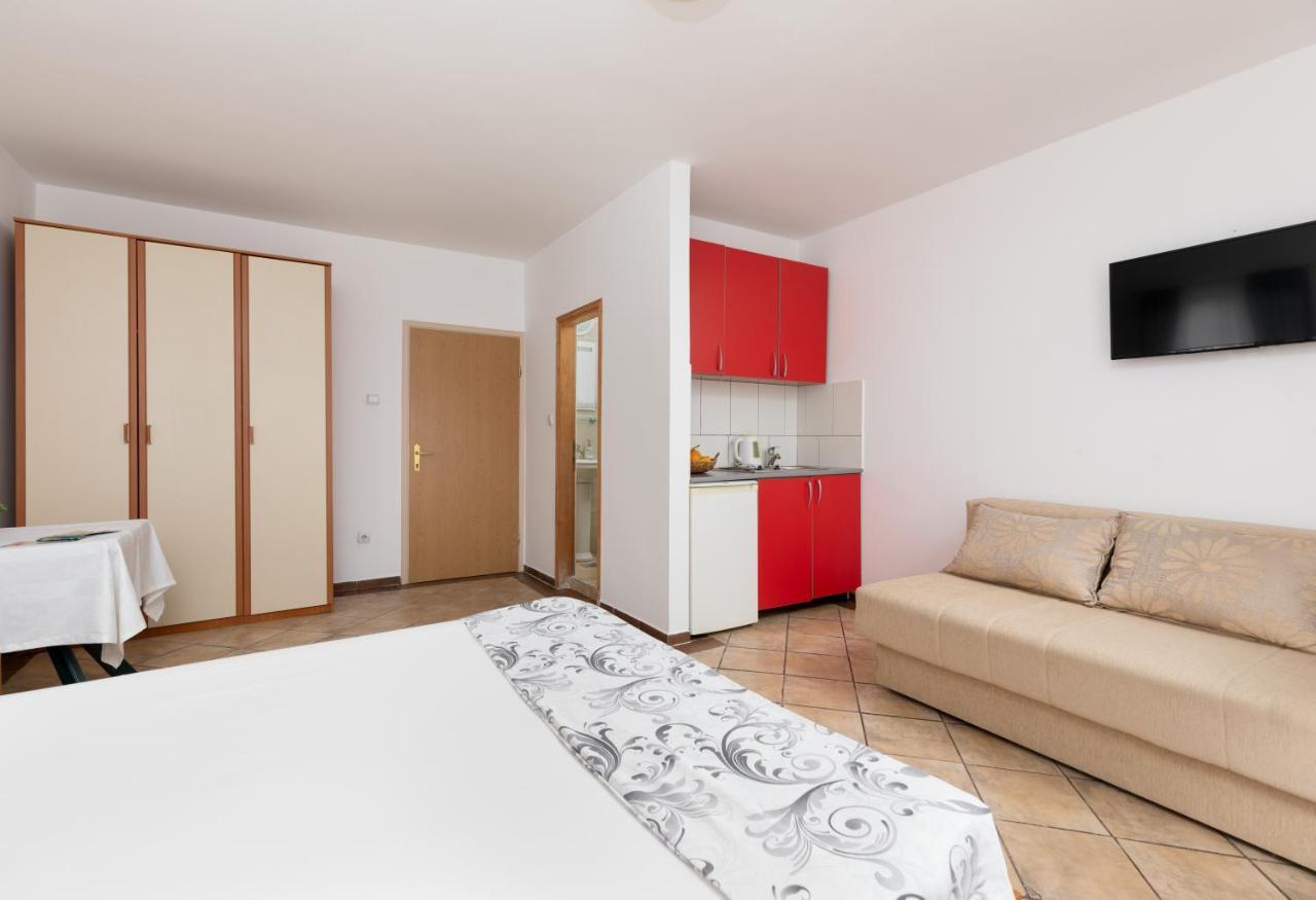 Apartments Bojic Tivat Eksteriør bilde